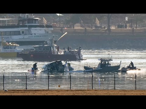 LIVE UPDATES | No survivors after DC midair collision between passenger jet and military helicopter